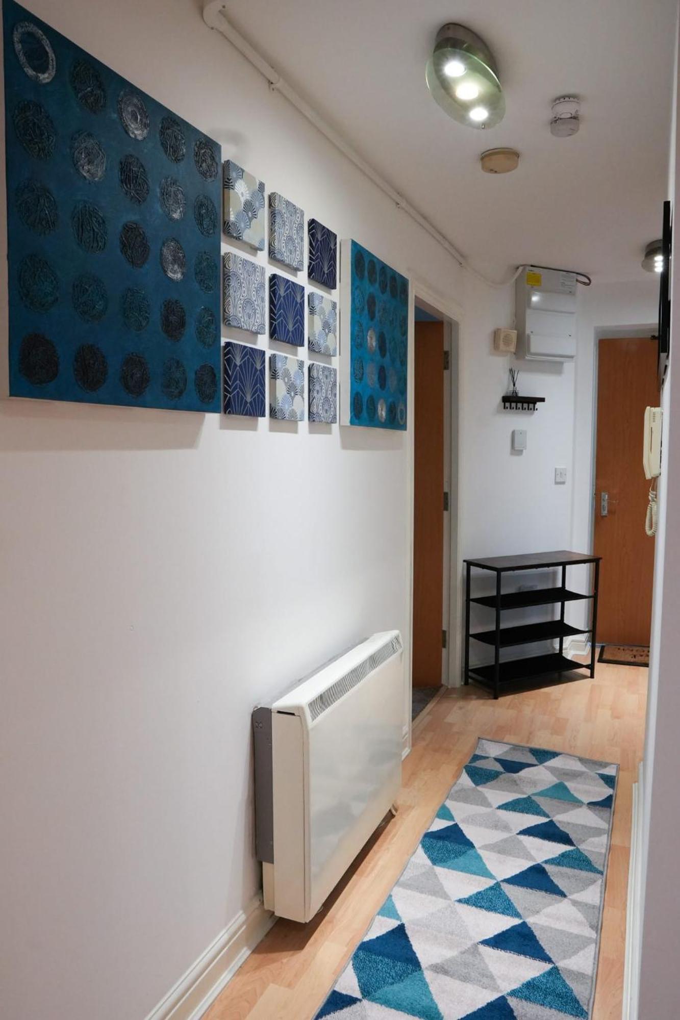 Whole 2-Bed Apartment - Contractors, Professionals, Ulez Free, Free Parking, B'Ham City 10Mins Birmingham Bagian luar foto